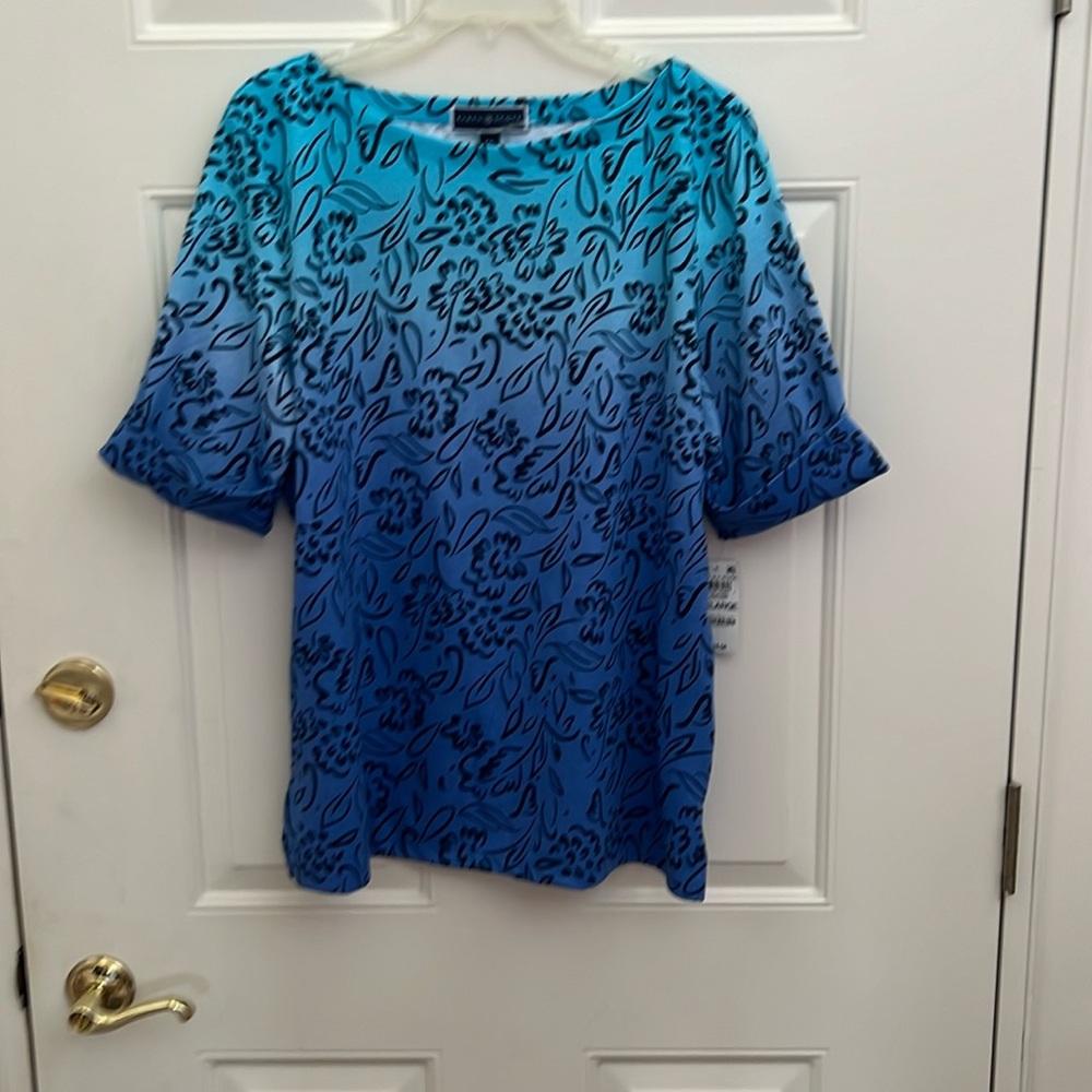 Karen Scott Women’s Blue Printed Top. XXL.  NWT